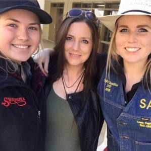 Meet your Posher, Anita